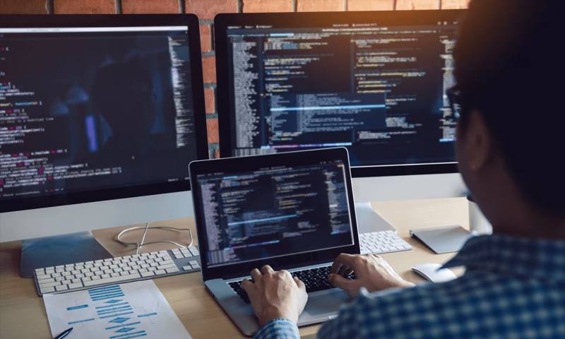 数据科学选型:R与Python如何赋能天宁区网站建设?